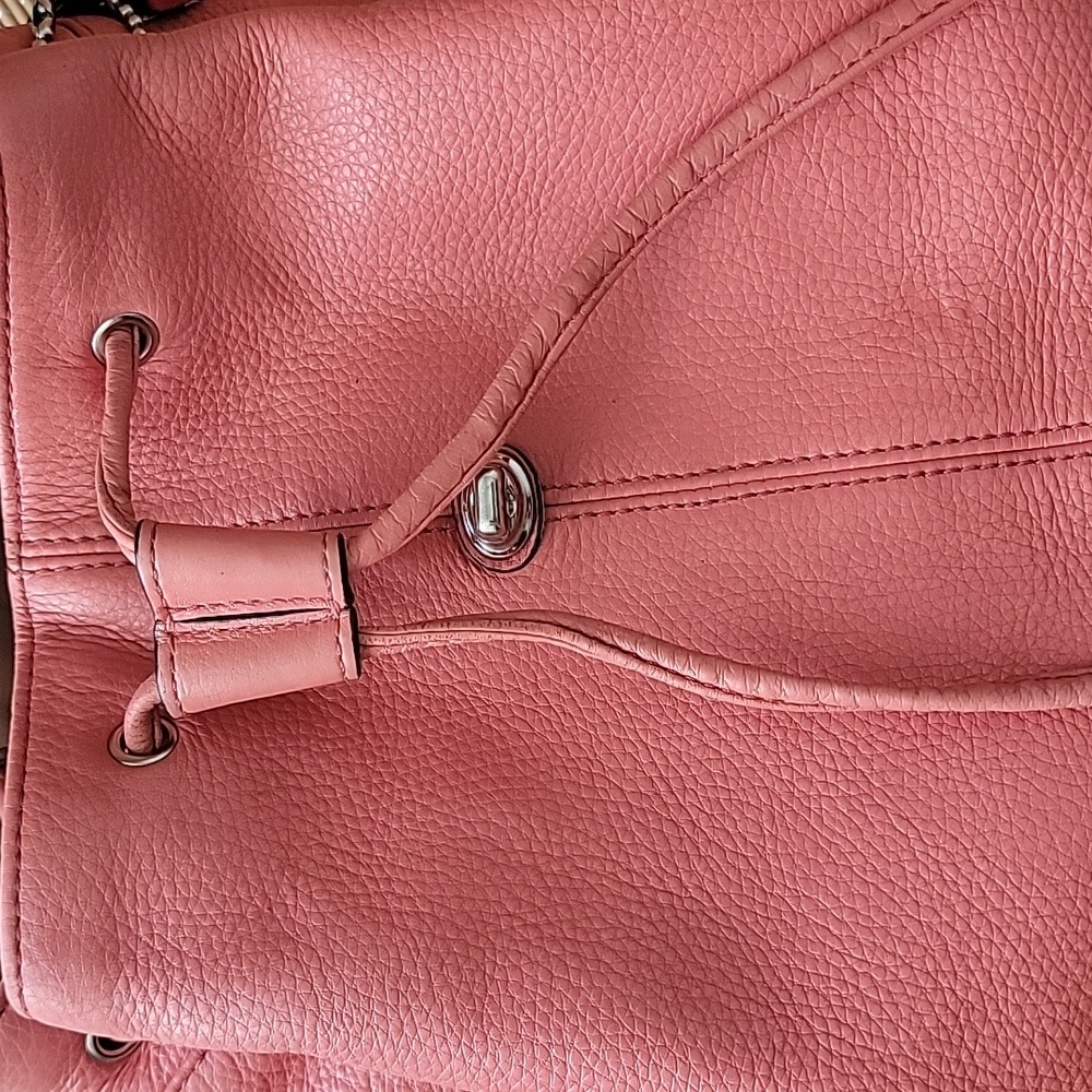 Coach Park Coral Pebbled Leather Turnlock Drawstring Closure Backpack - Picture 4 of 15